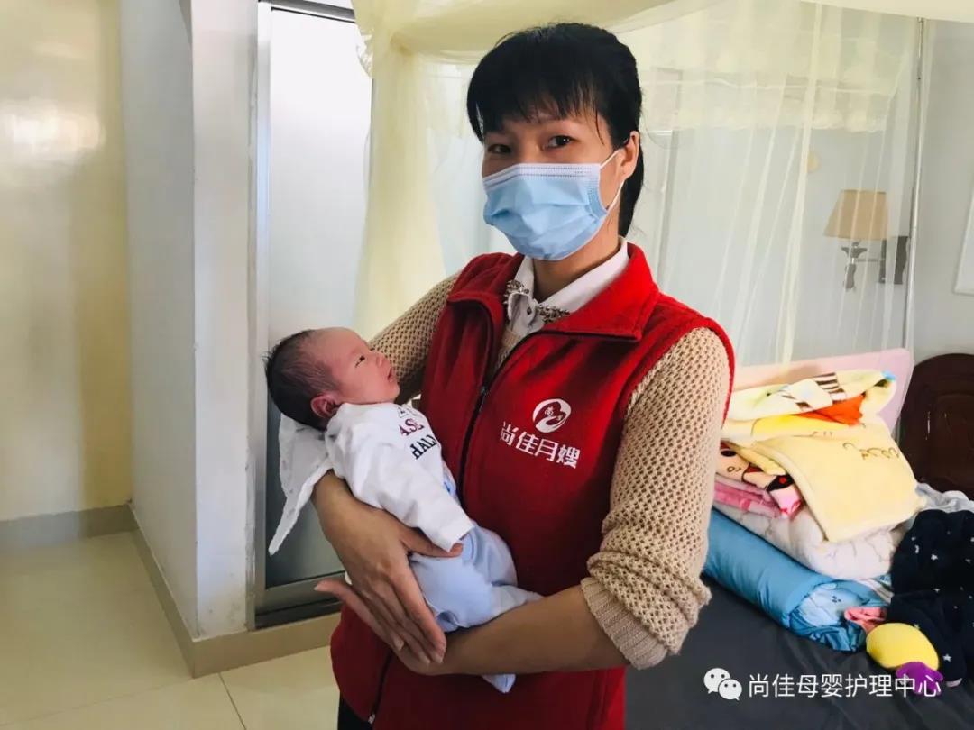 尚佳專(zhuān)業(yè)月嫂丨預防丨乳腺炎，怎么辦？